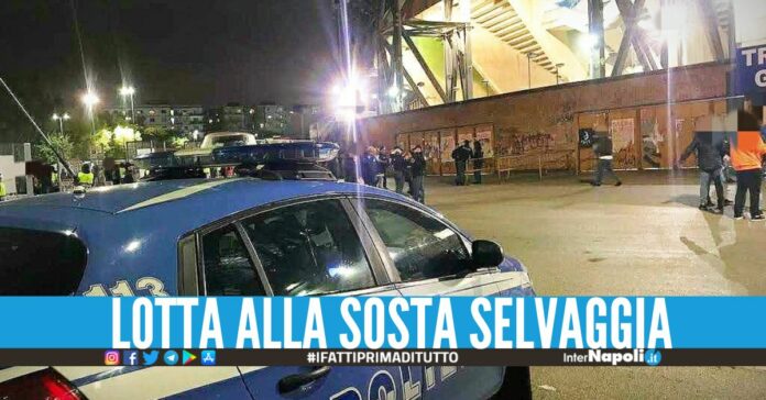 Rimosse 87 auto fuori lo stadio Maradona, beccati 22 parcheggiatori