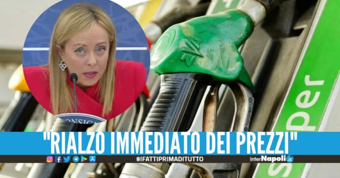 Aumenti di benzina e diesel dal 1 dicembre, Governo taglia lo scontro