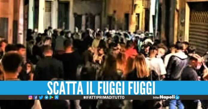 Rissa nella notte di Halloween, scatta il blitz nella movida ad Aversa