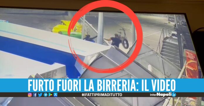Bici rubata ad un disabile a Miano, incastrati dalle telecamere