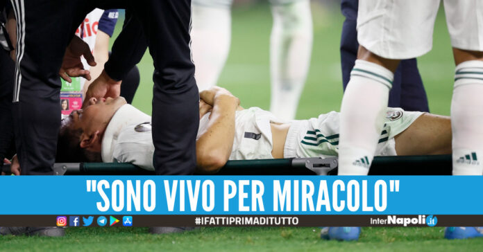 Hirving Lozano dopo l'infortunio col Messico nel 2021