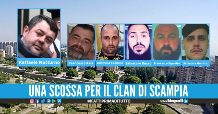L'ultima ordinanza contro il clan Raia è destinata a scuotere il mondo criminale di Scampia. Infatti gli arresti di Francesco Raia, Francesco Esposito, Tommaso Rusciano, Salvatore Russo e Salvatore Gemito sono stati possibili anche grazie alla collaborazione Raffaele Notturno e dalla denuncia dei suoi familiari minacciati. L'ex boss, conosciuto con il soprannome Mimì, già dallo scorso 18 ottobre, è stato ascoltato dai magistrati della Procura di Napoli in occasione di un interrogatorio preliminare all'inizio della sua collaborazione con la giustizia.  Mimì è il fratello di Enzo, detenuto al 41 bis, e di Gennaro, pentito dal settembre 2017, dunque si tratta di una voce di dentro del clan di Scampia. Infatti le sue rivelazioni avrebbero aiutato gli inquirenti a ricostruire la progressiva estromissione dalla gestione delle attività criminali dallo Chalet Baku imposta dai Raia: «Tutto è iniziato circa 5 anni fa, dopo che è stato ucciso mio figlio Nicola, e che, di seguito, sono usciti dal carcere Armandino Ciccarelli, Patrizio Raia ed infine poi Costantino Raia . Proprio quando è uscito Costantino “non si è capito niente più”. Si può dire che fino a che è uscito Costantino, la situazione era ancora “tranquilla”, ed ero ancora il capo dello Chalet Baku, ma con l’uscita di Costantino, come ho detto, lui e i suoi “si misero di faccia” contro di me. Un giorno Armando (mio cognato) mi ha bussato al citofono e mi disse che era uscito Costantino. Scesi, e trovai Costantino Raia, suo fratello Patrizio, il loro nipote e il cognato di Patrizio: mi dissero di farmi da parte, perché ormai comandavano loro. Parlavano in particolare Armando, Costantino e Patrizio dicendo “levati da mezzo, comandiamo noi”, pur dicendomi che “formalmente” stavano sotto a “Vettorio”, mio fratello Enzo Notturno, detenuto. Fino a quel momento ero io a gestire la piazza di spaccio del Baku, avevo i miei ragazzi che spacciavano vari tipi di sostanza, ma la piazza rendeva poco. Loro mi dissero di farmi da parte, di “parcheggiarmi”, pur senza impormi di andare via». 