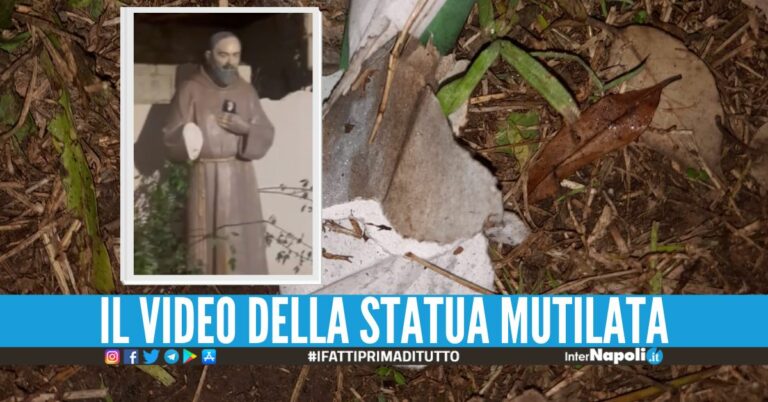 Vandali distruggono la statua di Padre Pio con i fuochi d'artificio