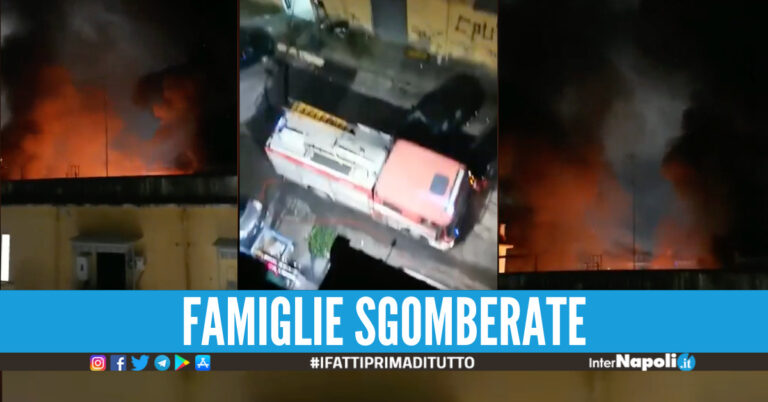 Incendio supermercato Napoli