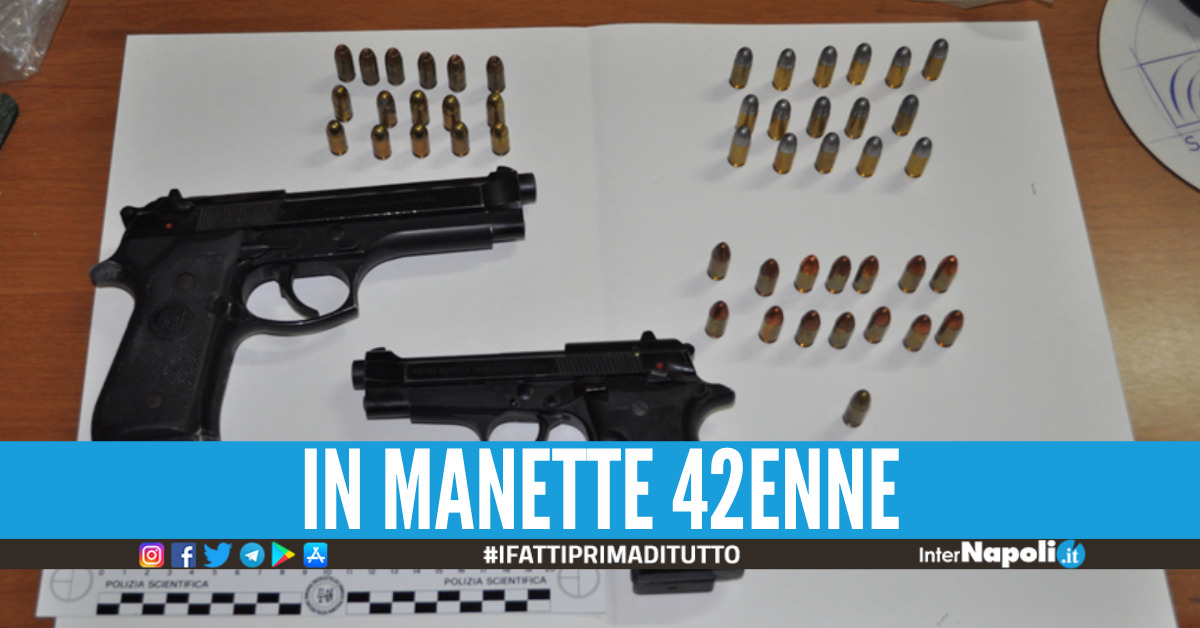 Ruba Pistole Dei Vigili Dal Comune Arrestata Guardia Giurata A Frattaminore