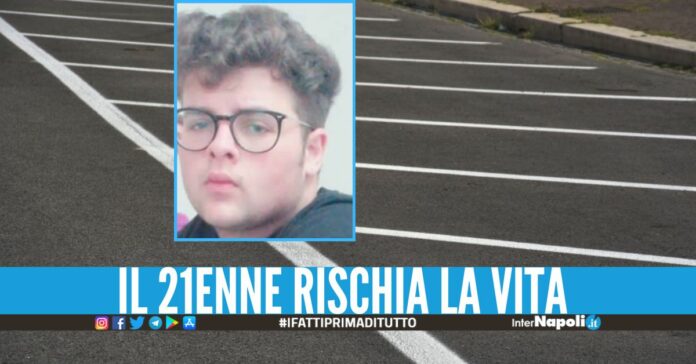 Roberto accoltellato nel parcheggio, arrestato anche il figlio di un camorrista