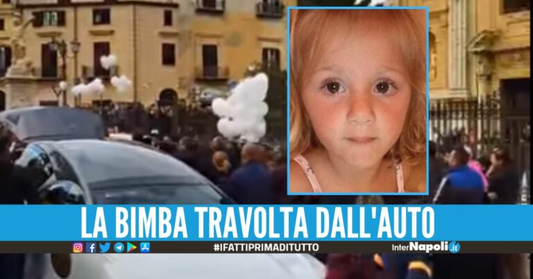 Dalla festa per la sorellina ai funerali di Patrizia, l'addio tra palloncini bianchi
