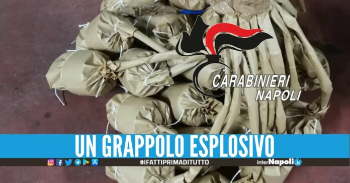 Ordigno di 5 kg e munizioni nascosti nel parco, arsenale scovato ad Afragola
