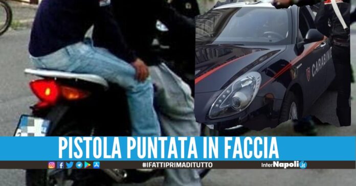 Rapinano un 20enne ad Acerra, banditi in fuga a bordo dello scooter