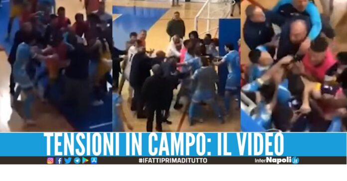 Botte alla fine della partita, la replica del Napoli Futsal: 