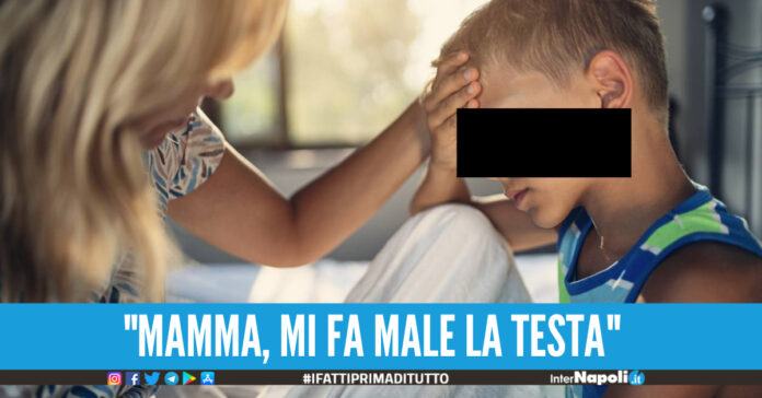 Ho mal di testa, bimbo di 8 anni si addormenta e muore stroncato da un ictus