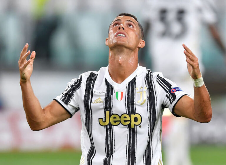 Cristiano Ronaldo positivo al Covid, le condizioni del campione portoghese