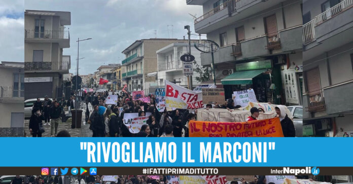 marconi protesta studenti