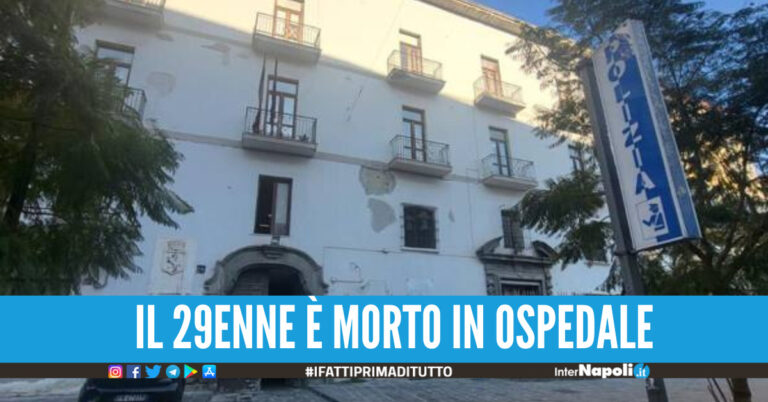 Napoli, ucciso da un poliziotto dopo aver accoltellato la mamma ed un agente identificata la vittima