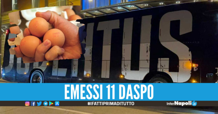 Pullman Juve, lancio uova - FOTO DI REPERTORIO