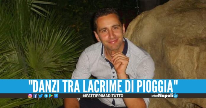 L'ultimo saluto a papà Giovanni, i funerali dell'operaio a San Giuseppe Vesuviano