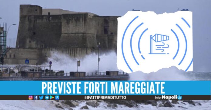 Napoli nella morsa del vento, arrivano 30 ore di forti raffiche