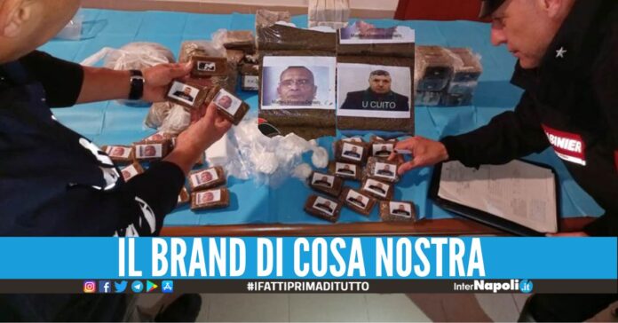 Sequestrati 13 kg di hashish marchiati con le foto di Riina e Messina Denaro