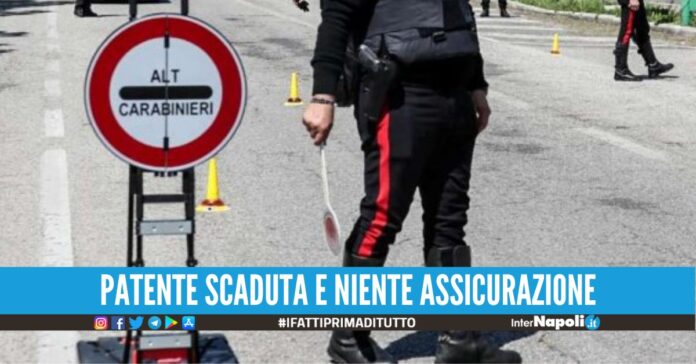 Non si ferma all'alt e colpisce il carabiniere, preso a Castellammare