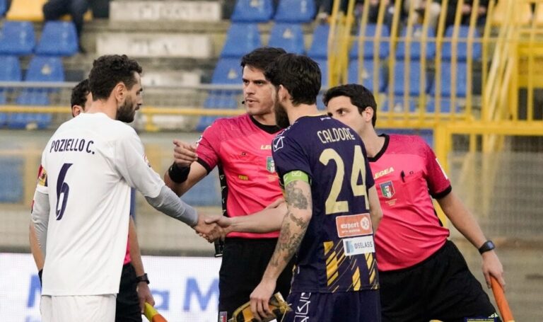 Juve Stabia-Giugliano 2-1. Sconfitta immeritata per i tigrotti