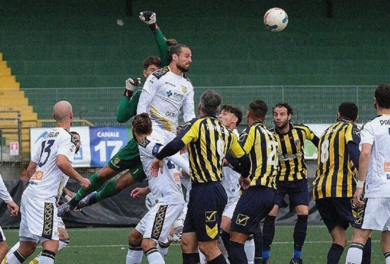 Domenica al Menti si gioca Juve Stabia-Giugliano, un derby dal sapore antico