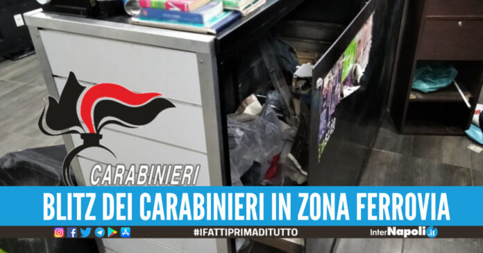 merce contraffatta napoli