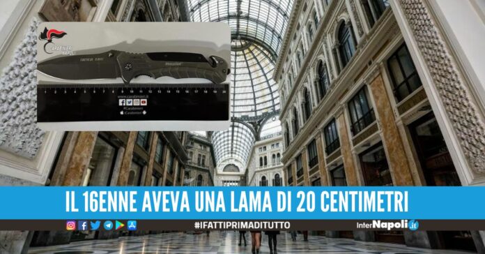 Giravano armati di coltelli tra Chiaia e la Galleria, fermati due giovanissimi