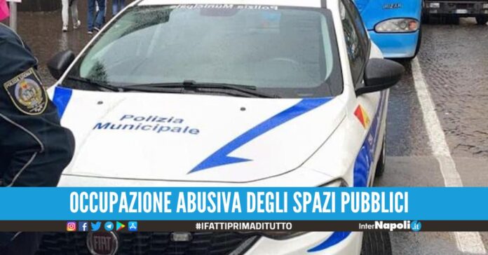 Blitz nel noto ristorante a Napoli, scatta il doppio sequestro