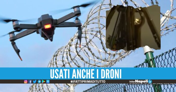 Droga e telefoni portati in carcere, 22 arresti tra Sicilia e Campania