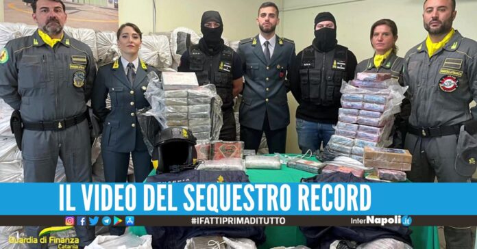 Trova la cocaina dei narcos in mare, colpo da 400 milioni di euro