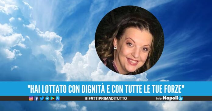 La morte di Elena Navoni ha sconvolto la comunità di Mondragone. La notizia della morte della giovane mamma si è diffusa
