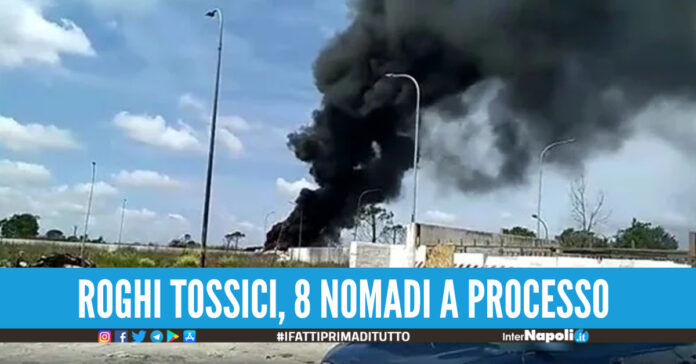 Roghi tossici, chiesto rinvio a giudizio per 8 rom del campo di Caivano