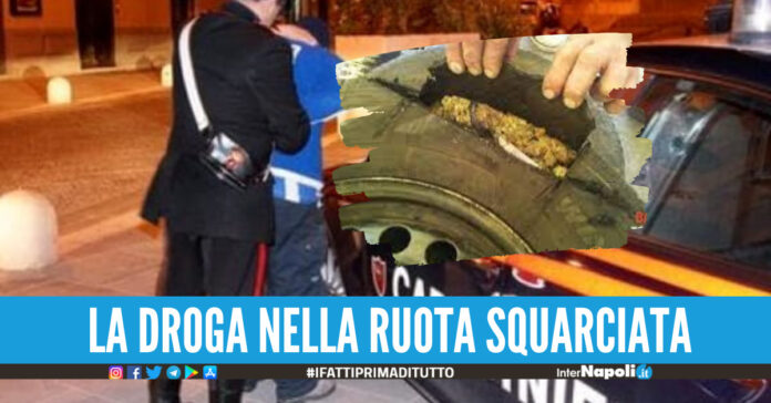 Un chilo di droga nascosto all’interno dello pneumatico, 21enne arrestato a Melito