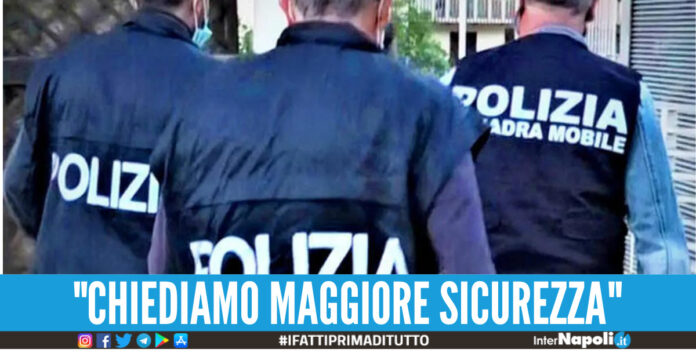 Area flegrea sotto attacco della criminalità bomba carta e auto incendiate