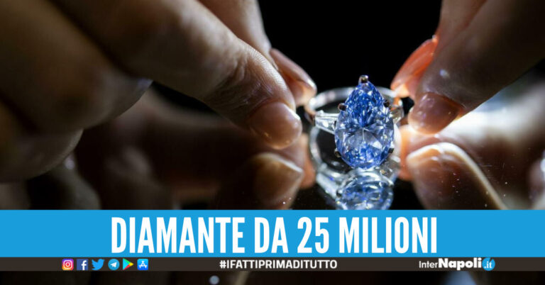 Acquisto anonimo da record : diamante Bulgari Laguna Blu venduto per 25 milioni