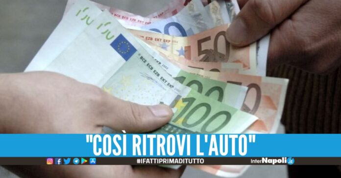 Fanno un 'cavallo di ritorno' da 4mila euro, presi a Torre Annunziata