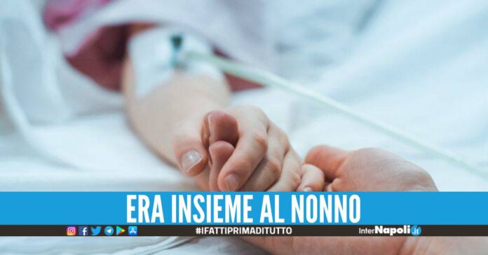 Sbalzata dal finestrino dell'auto, bimba di 5 anni muore dopo l'impatto