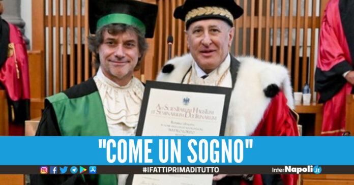 Alberto Angela riceve la laurea hororis causa a Napoli.