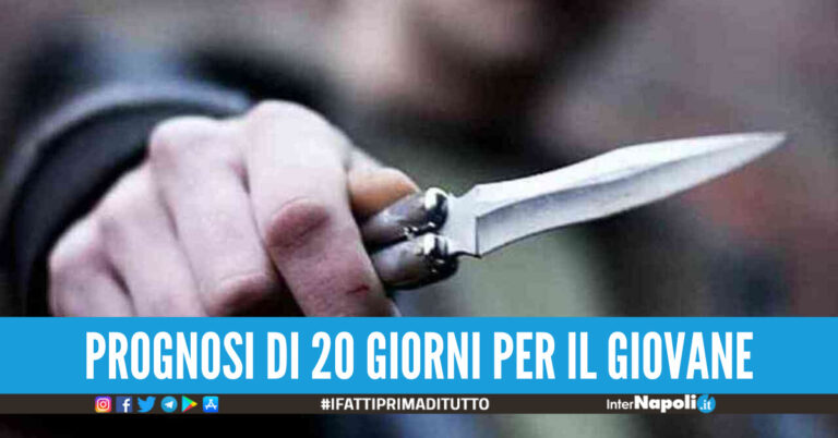 accoltella fratello napoletano