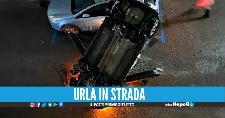 Spaventoso incidente a Frattamaggiore, due ragazze si ribaltano con l'auto