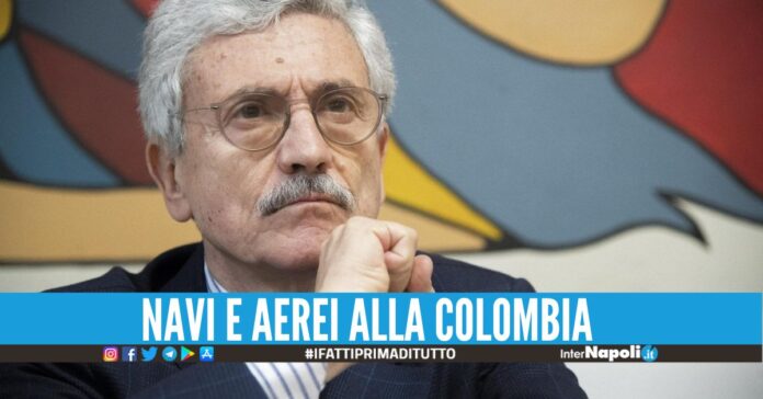Navi e aerei militari alla Colombia, D'Alema indagato dalla Procura di Napoli
