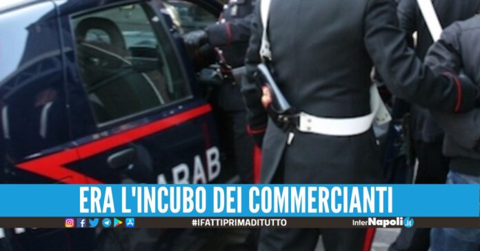 Catturato ladro seriale nel Napoletano, rubò 9mila euro in 7 furti