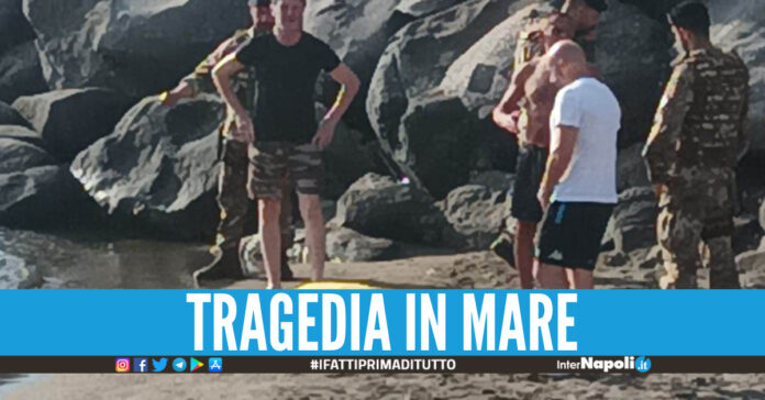 Morto in spiaggia