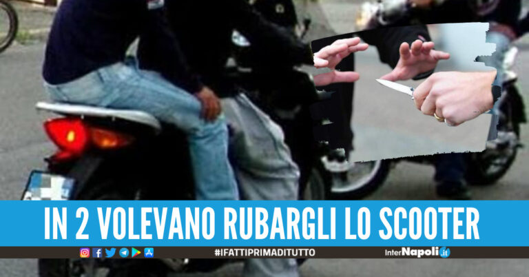 Napoli, 15enne reagisce al tentativo di rapina e viene accoltellato: portato in ospedale