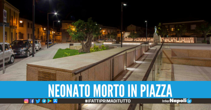 Cagliari: neonato muore in piazza mentre la madre lo allattava