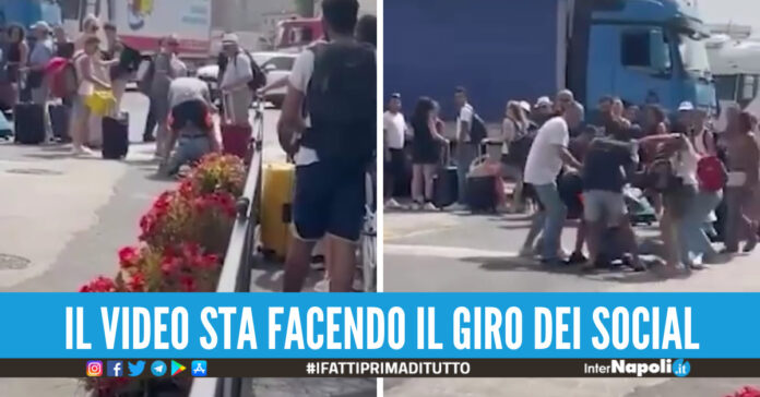 rissa al porto di napoli