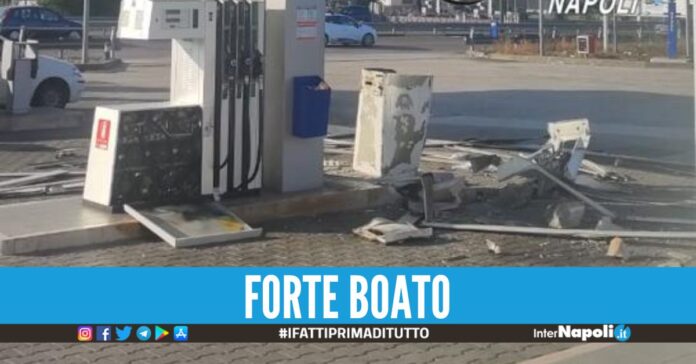 Notte di paura a Pompei, bomba esplode nel distributore di gpl