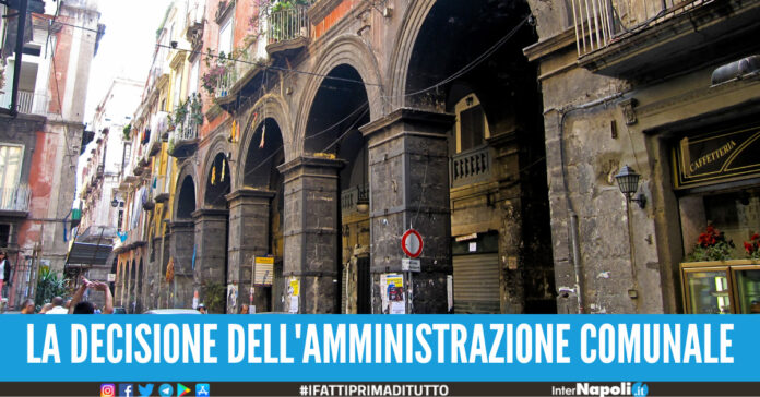 stop attività per tre anni napoli