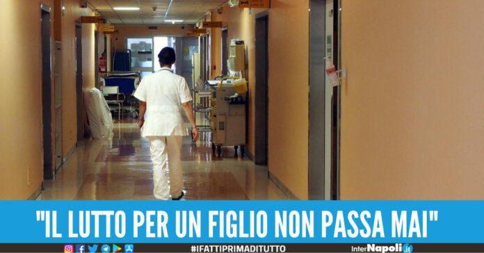 La richiesta dell'ospedale ha suscitato indignazione e dolore da parte della madre. La donna si sente gravemente irrispettata