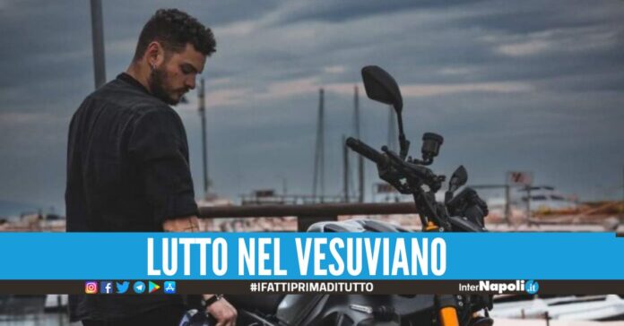 Incidente sulla Circumvallazione a Melito, Stefano muore a 25 anni